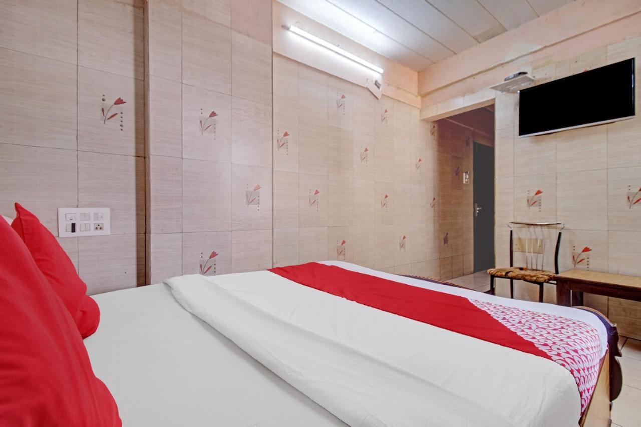 Oyo 80762 Hotel New Mini Mahal Turambhe Εξωτερικό φωτογραφία
